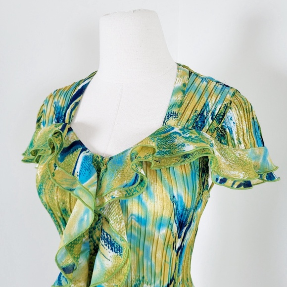 Y2K Abstract Ruffle Blouse Flutter Sleeve Short Sleeve Button Down - Picture 4 of 8